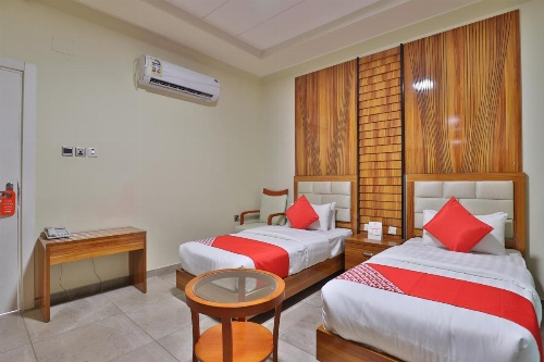 Blue Diamond Hotel image 13