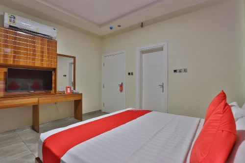 Blue Diamond Hotel image 30